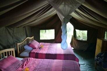 هتل Lake Kitandara Camp