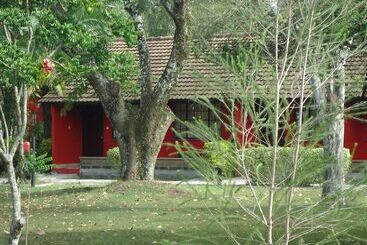 هتل Mara River Lodge