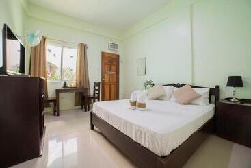 酒店 Shorebreak Boracay Resort