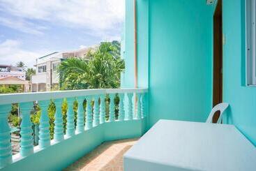 酒店 Shorebreak Boracay Resort