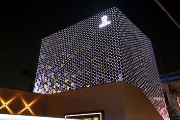 Asan Hotel Cube