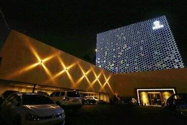 Asan Hotel Cube