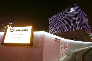 Asan Hotel Cube