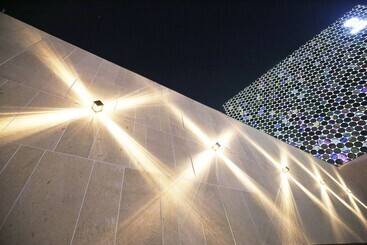 Asan Hotel Cube