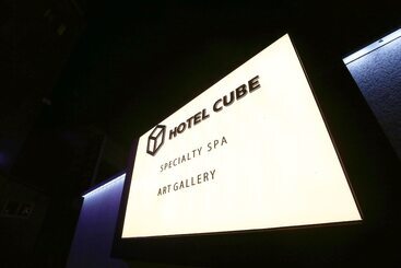 Asan Hotel Cube