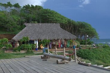 هتل Finca Popoyo