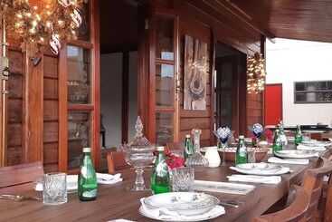 هتل Island House Curacao