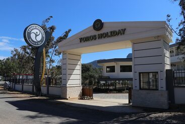 هتل Toros Holiday Resort & Spa