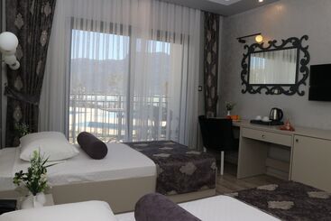هتل Toros Holiday Resort & Spa