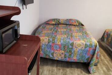 Ranch Motel