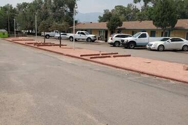 Ranch Motel
