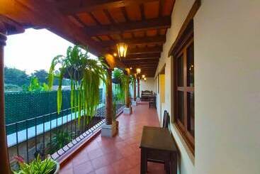 هتل Casa Mercedes