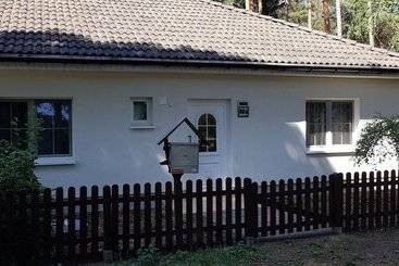 هتل Ferienhaus Potsdam In Fichtenwalde