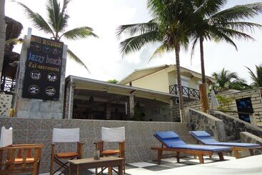 هتل Jazzybeach