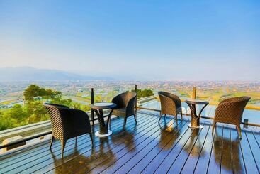 Moonstone Bed And Breakfast