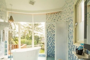 The Riverview Retreats