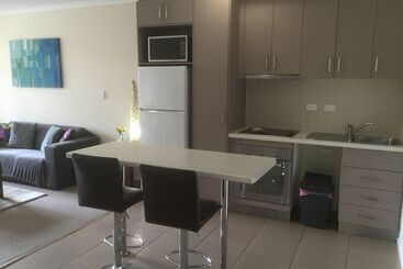 Airlie Central Apartments