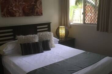 Airlie Central Apartments