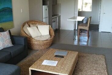 Airlie Central Apartments