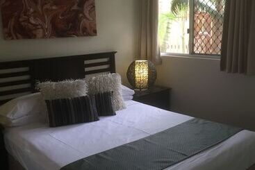 Airlie Central Apartments