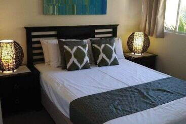 Airlie Central Apartments