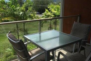 Airlie Central Apartments