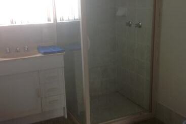 Bayshores Holiday Apartments