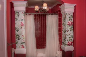 تختخواب و صبحانه Maison Lavigne