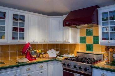 تختخواب و صبحانه Maison Lavigne