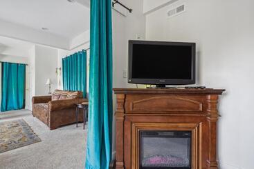 تختخواب و صبحانه The Columbia Inn At Peralynna
