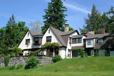 Bed and Breakfast Whistler's Inn