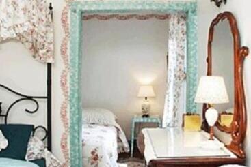 Bed and Breakfast Whistler's Inn