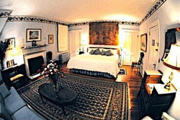 Bed and Breakfast Whistler's Inn