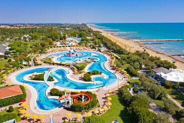 هتل Adria Holiday Pra  Delle Torri