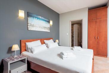 هتل Ampelia Studios
