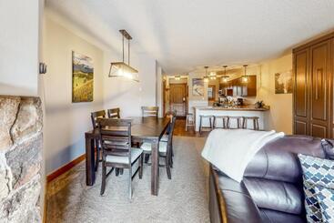 هتل Breckenridge Ski Hideaway
