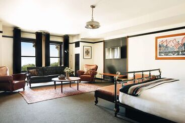 هتل Chicago Athletic Association, Part Of Hyatt