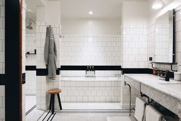 هتل Chicago Athletic Association, Part Of Hyatt