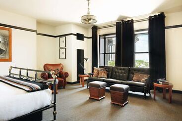 هتل Chicago Athletic Association, Part Of Hyatt