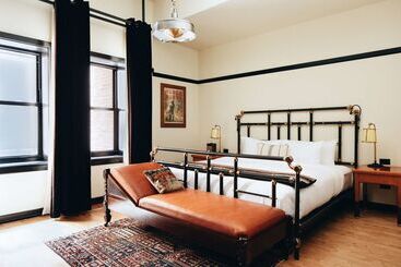 هتل Chicago Athletic Association, Part Of Hyatt