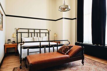 هتل Chicago Athletic Association, Part Of Hyatt