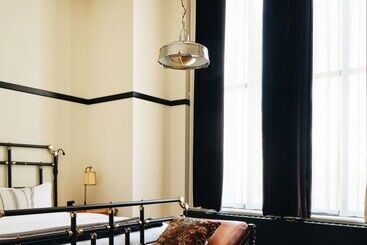 هتل Chicago Athletic Association, Part Of Hyatt