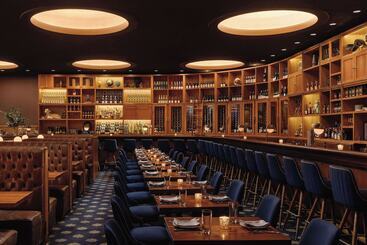 هتل Chicago Athletic Association, Part Of Hyatt