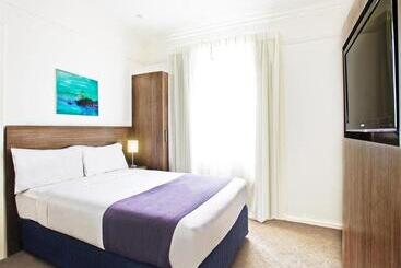 هتل Cottesloe Beach