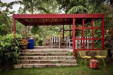 هتل Golden Rock Nevis