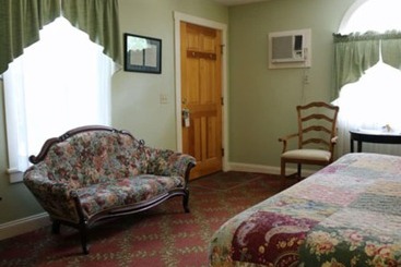 Hotel Kearsarge Inn