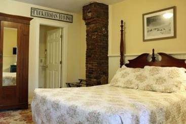 Hotel Kearsarge Inn