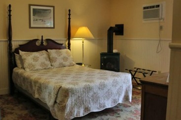 Hotel Kearsarge Inn