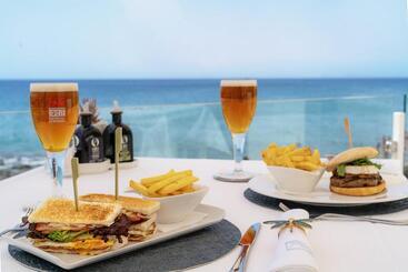 هتل Lani S Suites De Luxe   Adults Only