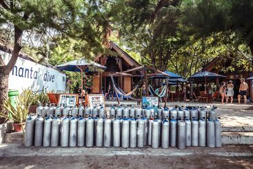 هتل Manta Dive Resort Gili Air